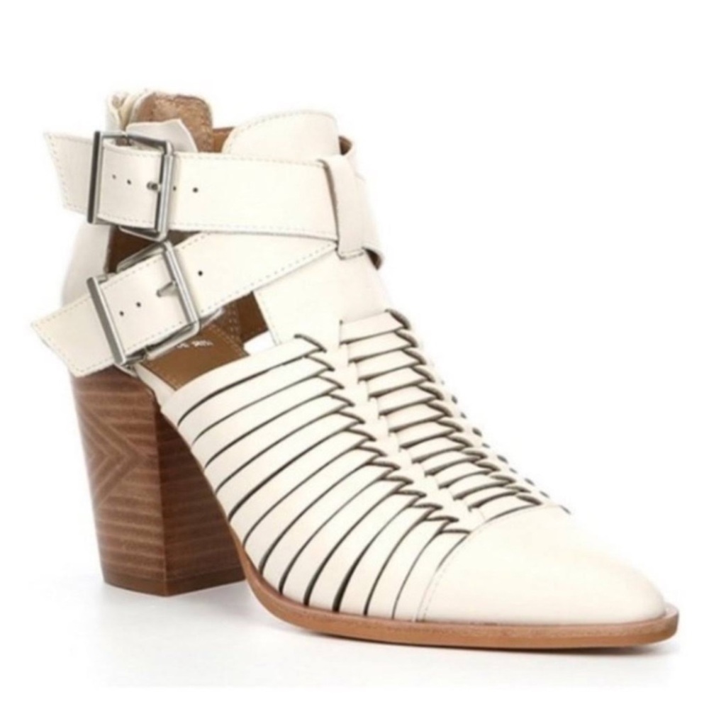 Gianni Bini Wrapped Up Heels‎